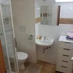 S Kuchyni Pro Tri Apartment