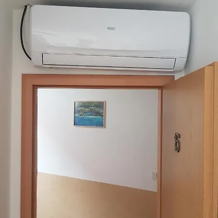 S Kuchyni Pro Tri * Угерски-Брод