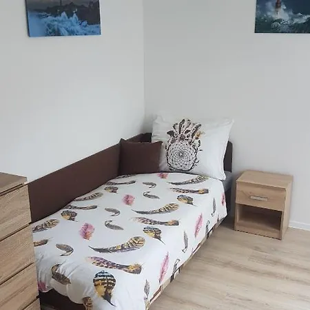 Apartmán S Kuchynì Pro Tři